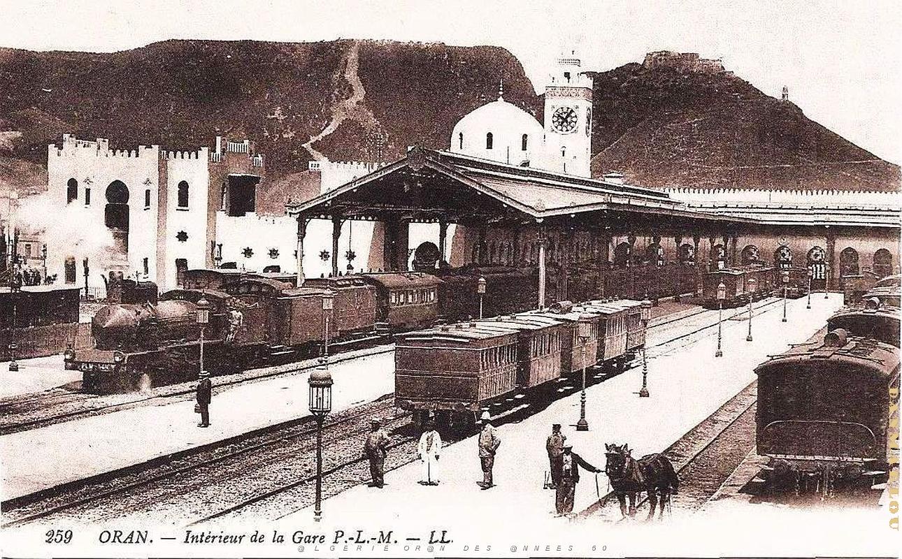 Oran - Gare - Voies.jpg